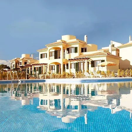 El Paraiso Semesterbostad